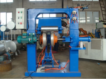 Máquina de montagem de pneus