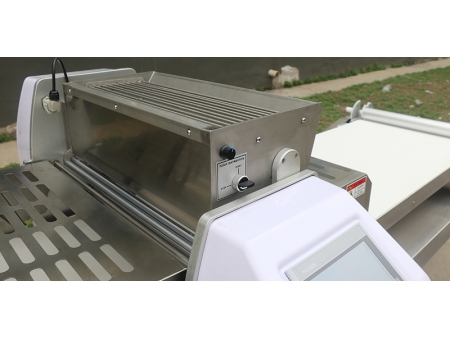Laminadora de massa automática