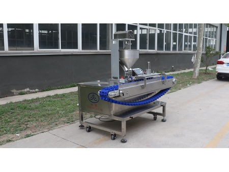 Máquina injetora de recheio