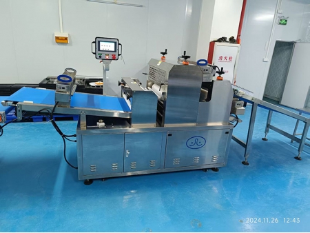 Laminador de massa multi-rolo