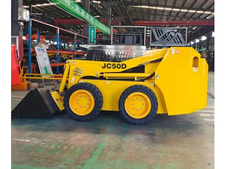 Minicarregadeira skid steer JC50D