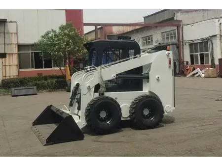 Minicarregadeira skid steer JC65GH