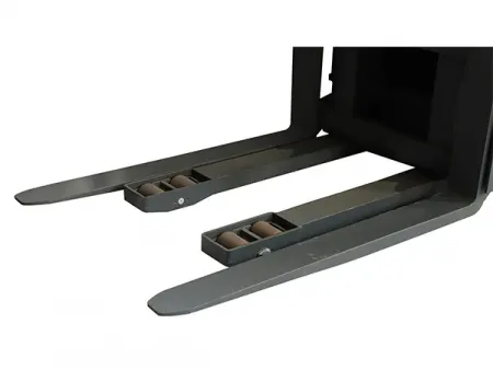 Empilhadeira elétrica patolada com operador em pé STD30N