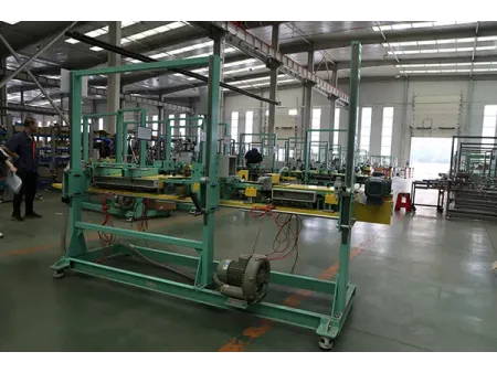 O seu parceiro de confiança para sistemas de ensacamento e paletização!