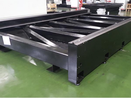 Máquina de corte a laser de fibra CNC (laser de fibra IPG de alta potência 500W 700W 1000W)