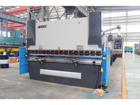 Prensa dobradeira hidráulica CNC com 3 eixos,série MB8