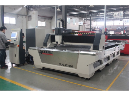 Máquina de corte a laser