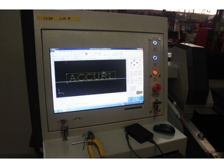 Máquina de corte a laser