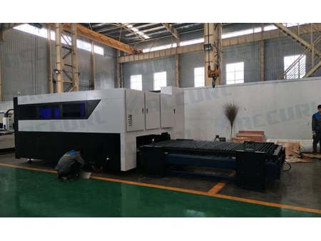 Máquina de corte por laser de fibra para formato grande IPG 3KW