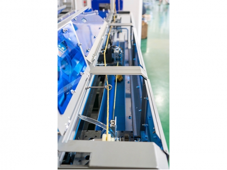 Máquina ponteadeira para alças de corda