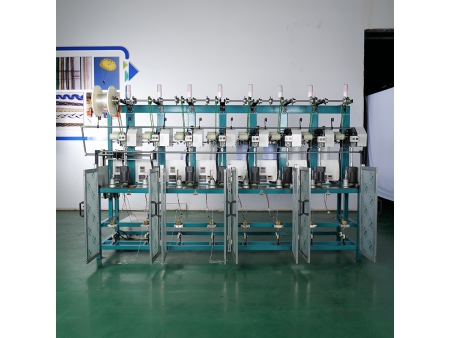 Máquina de tricô, com 8 cabeçotes