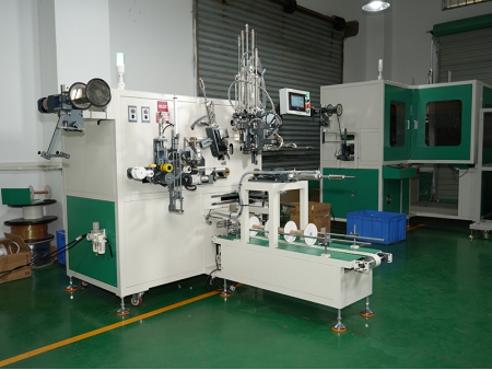 Bobinadeira automática para cordas com tubete de papel
