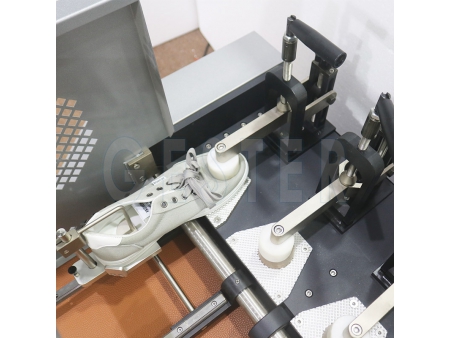 Equipamento para teste de flexão do sapato