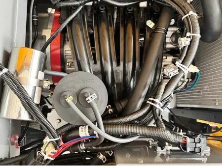 Modelos Silenciosos Refrigerados a Água e Motor de Quatro Cilindros