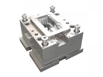 Molde de injeção de plástico <small>(Moldes para peças de automóveis)</small>