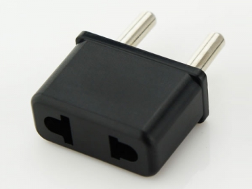 <strong>Adaptador de tomada</strong> padrão europeu