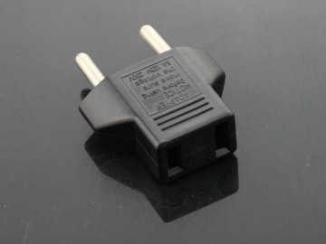 <strong>Adaptador de tomada</strong> padrão europeu