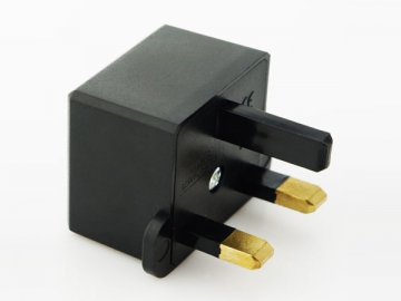 <strong>Adaptador de tomada</strong> padrão britânico