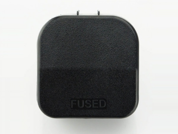 <strong>Adaptador de tomada</strong> padrão britânico