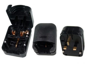 <strong>Adaptador de tomada</strong> padrão britânico
