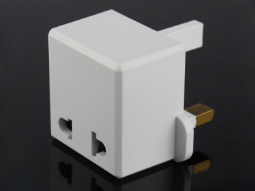 <strong>Adaptador de tomada</strong> padrão britânico