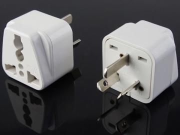 <strong>Adaptador de tomada</strong> universal