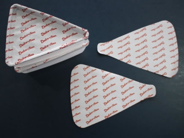 Tampa de papel de alumínio <small>(filme de vedação para selar recipientes plásticos em forma triangular)</small>