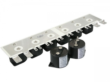 Capacitor DC-Link (Tipo-Seco, caixa de plástico, Temperatura máxima 105 ℃)