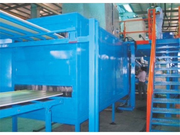 Linha de produção de painel sanduíche contínua PU/PIR/lã mineral