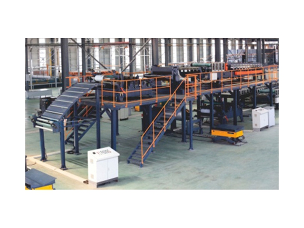 Linha de produção de painel sanduíche contínua PU/PIR/lã mineral