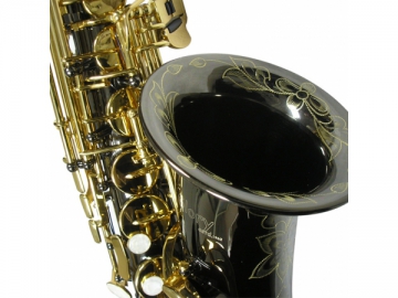 Saxofone alto entalhado à mão